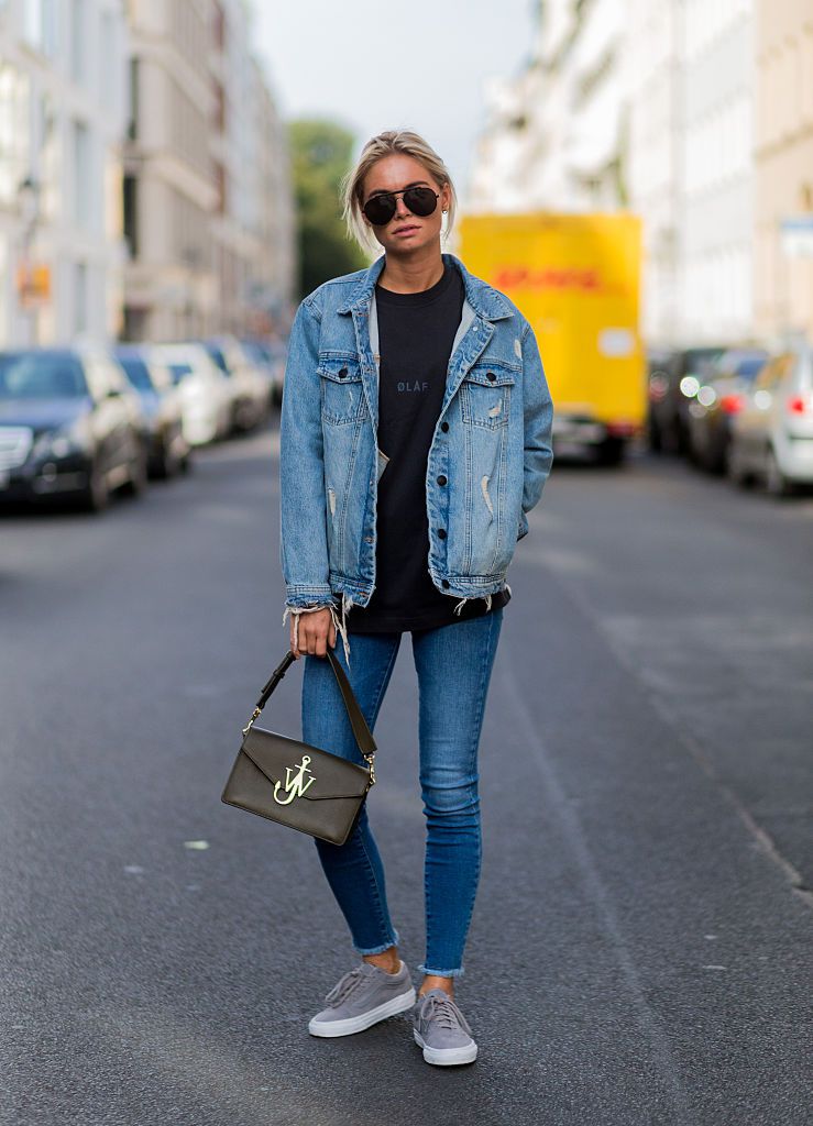 सड़क style double denim outfit