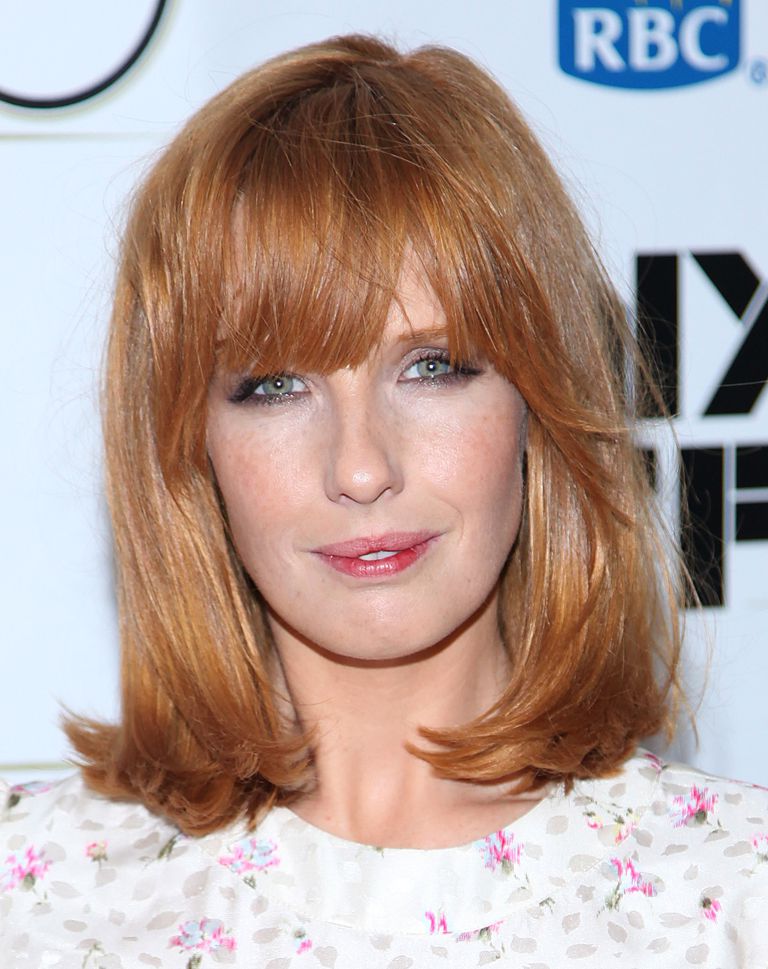Kelly Reilly with shoulder length hair with bangs