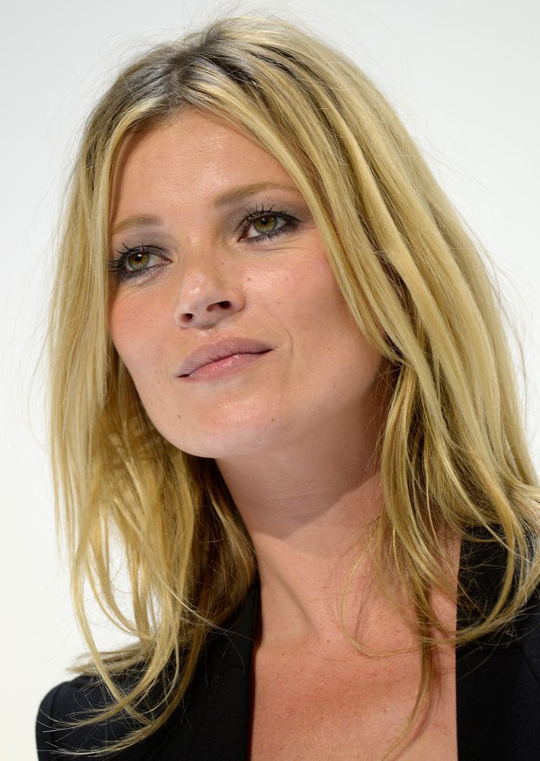 Kate Moss with straight, long layers