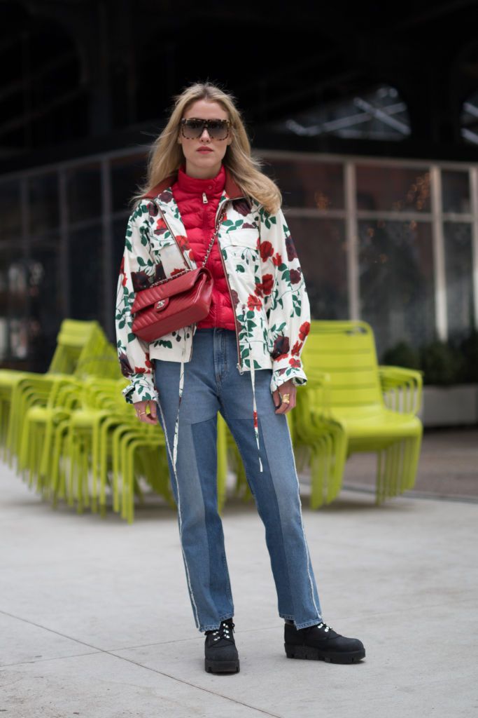सड़क style floral jacket and patchwork jeans