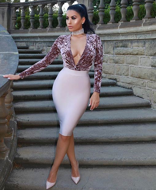 Rózsaszín velvet Top and Midi Skirt NYE Outfit Idea