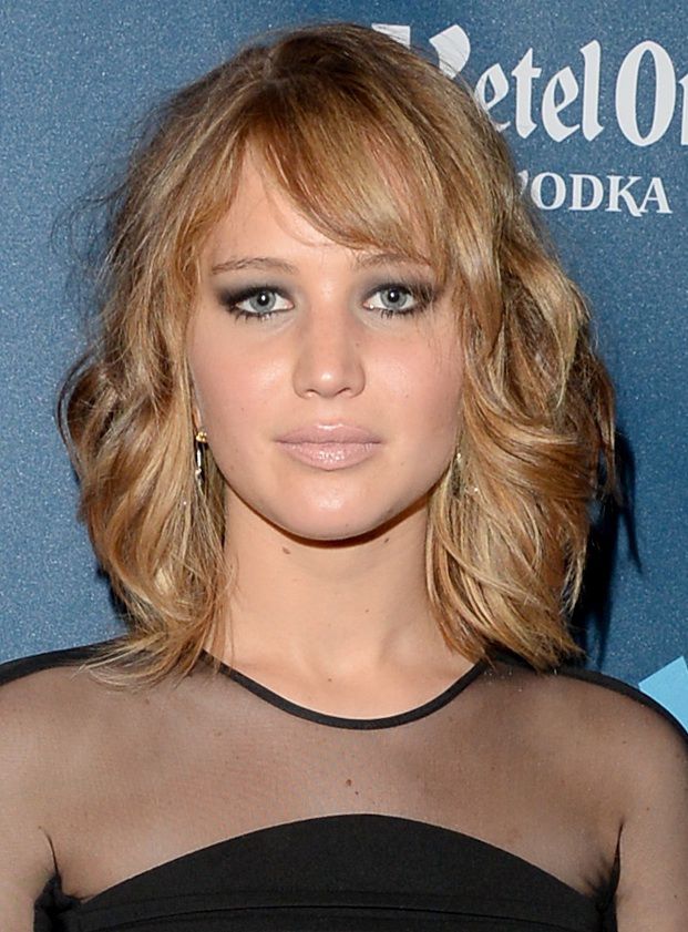 Jennifer Lawrence has a naturally round face