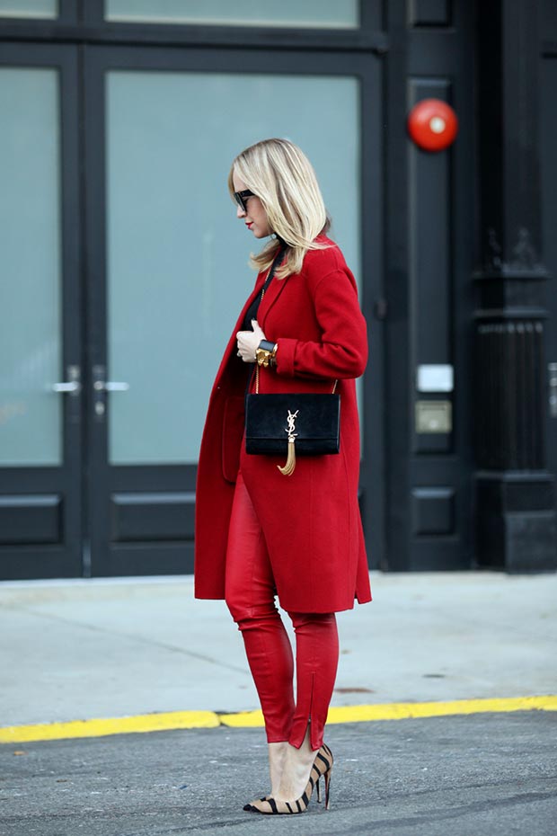 Röd Leather Pants Outfit 
