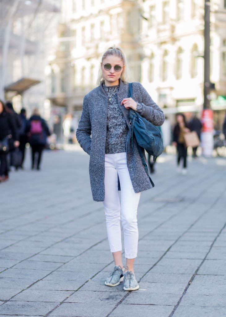Gata style white jeans