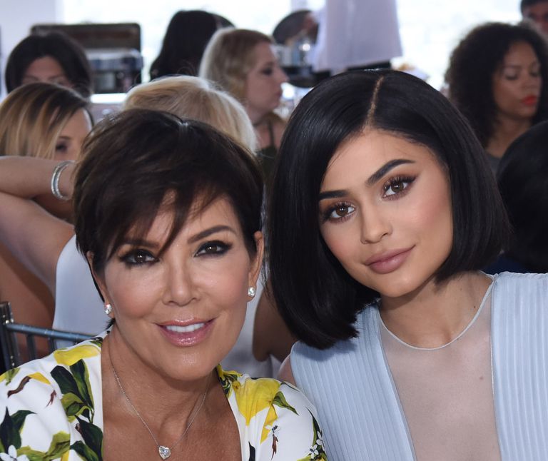 קריס Jenner and daughter Kylie