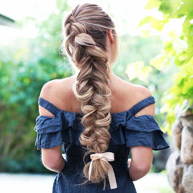 Saç örgüsü with Bow Hair Idea for Prom