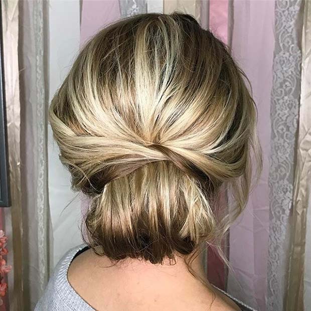 बालों का जूड़ा Prom Hair Idea