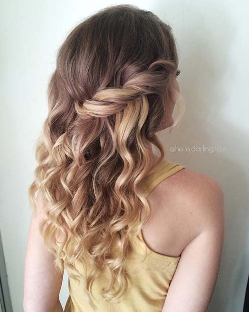 อ่อนนุ่ม Curled Hair Idea for Prom