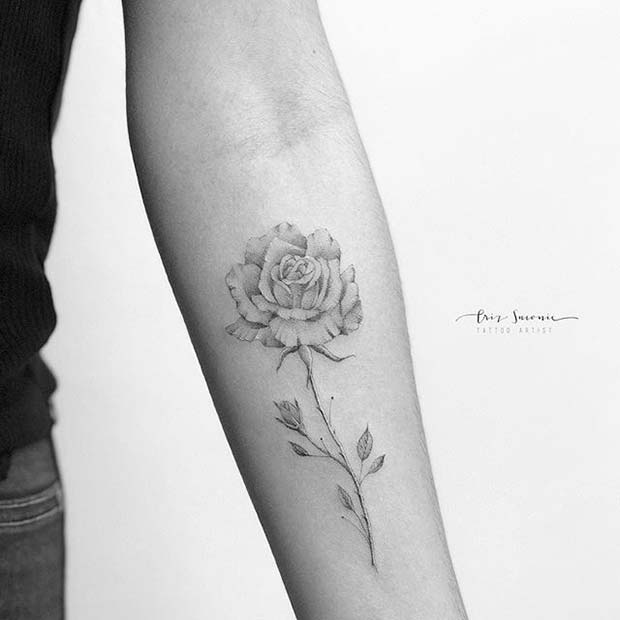 Nežno Single Rose Arm Tattoo Idea