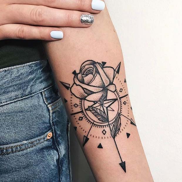 สีดำ Ink Rose and Compass Tattoo Design