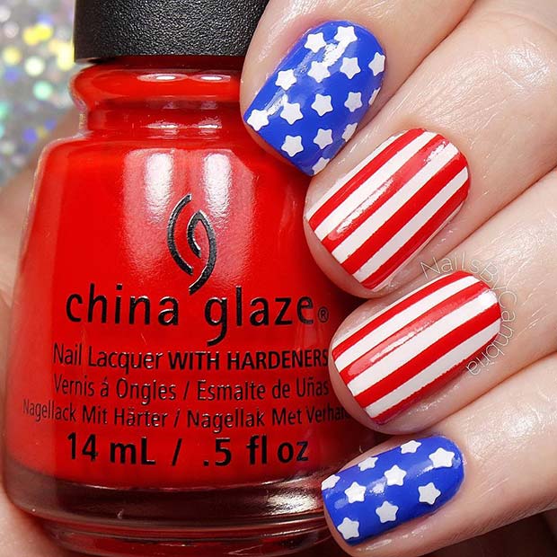 Patriotisk Stars and Stripes Nails 