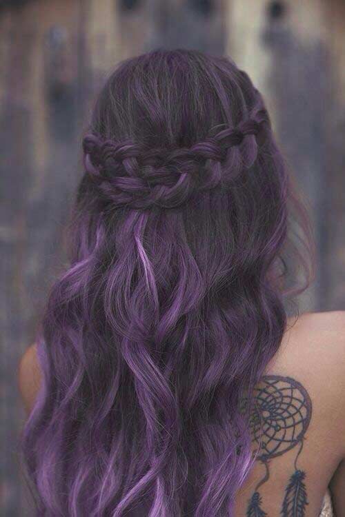 ארוך Brunette Hair with Dark Purple Highlights