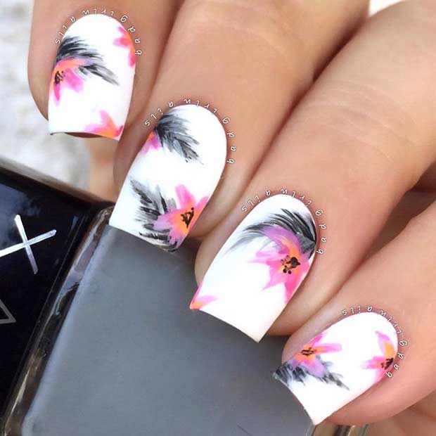 bijela Flower Nail Art Design