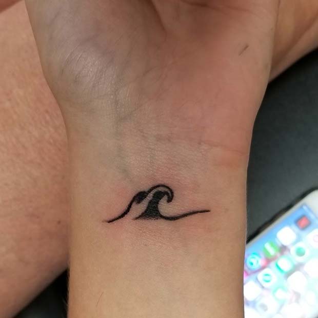 Оцеан Wave Design for Tiny Tattoo Ideas