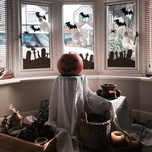 डरावना Pumpkin Display for DIY Halloween Decor 
