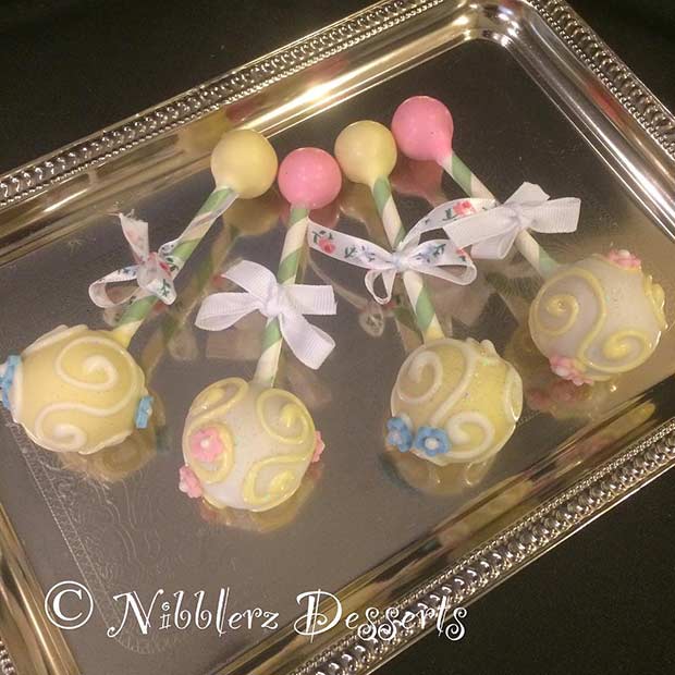 תִינוֹק Rattle Cake Pops for Girls Baby Shower