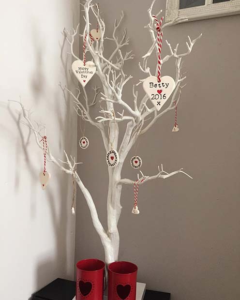 Valentine's Tree Decor Idea