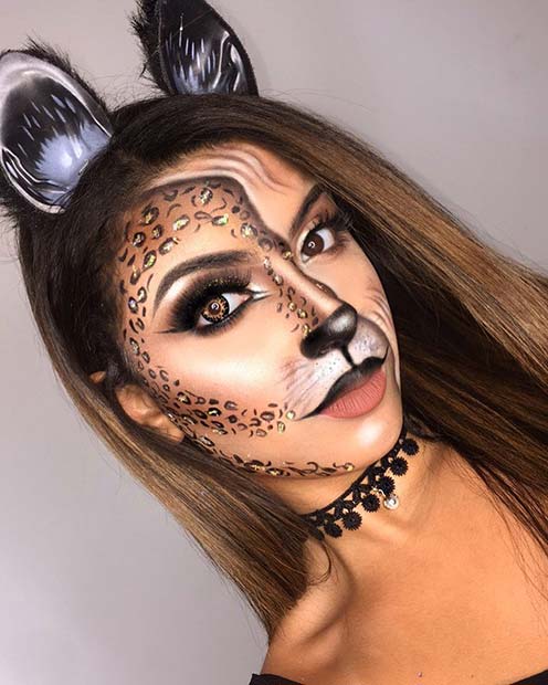 Halv Feline Cat Makeup for Halloween 