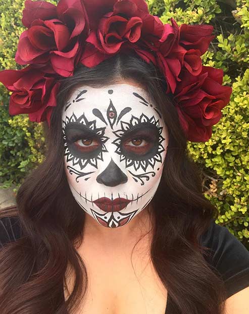Sladkor Skull Halloween Makeup Look