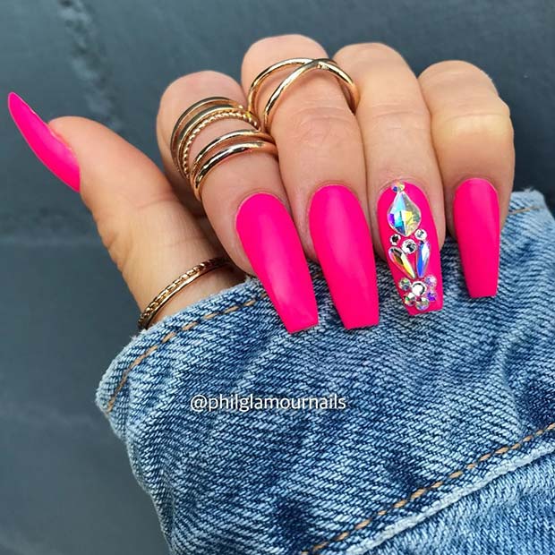 Rosa Coffin Nails with Rhinestones
