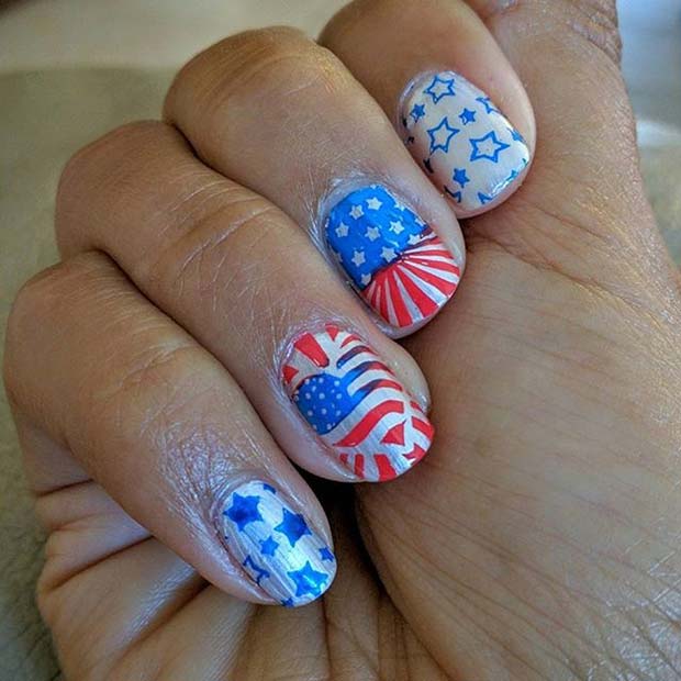 कायरता Flag Art for 4th of July Nail Design Idea