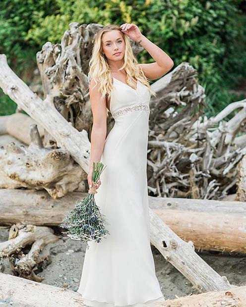 יפה Simple Wedding Dress Idea for a Beach Wedding