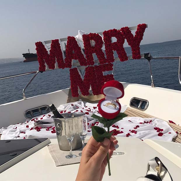 Romantic Boat Wedding Proposal Idea
