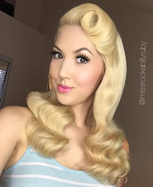 bucle and Victory Roll Pin Up Hairstyle