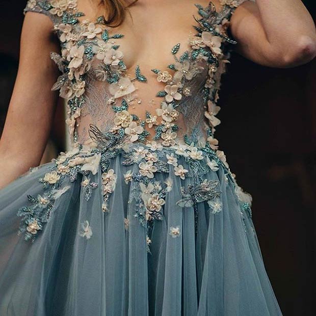 अलंकृत Floral Gown for Spring Wedding Dress Inspiration