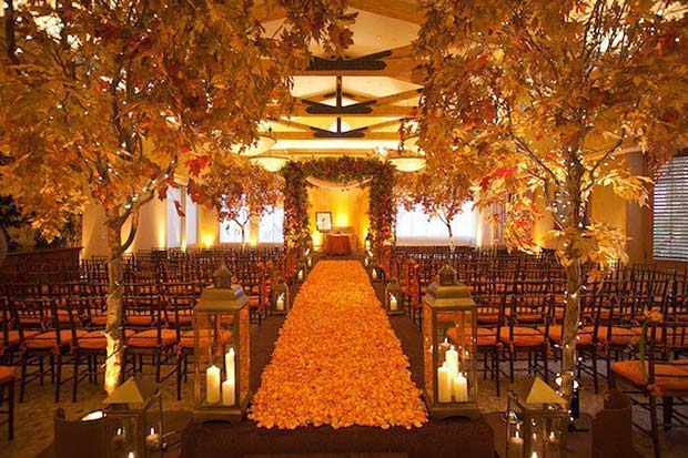गिरना Leaf Aisle Decor for Fall Wedding Ideas 