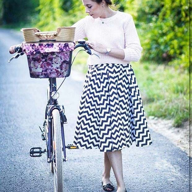 लंबा Print Skirt for Spring 2017 Women's Outfit Idea