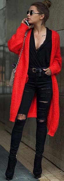 फैशनेबल Red Coat and Ripped Jeans