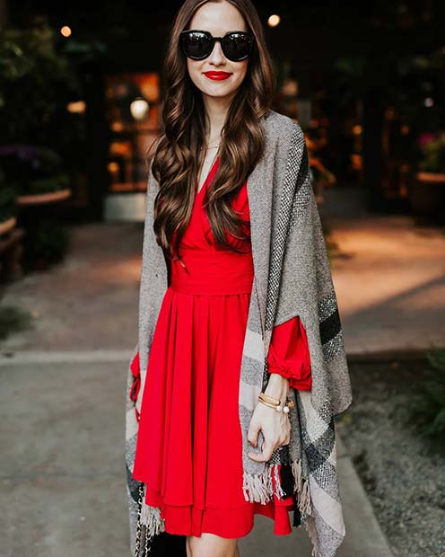 वाइब्रेंट Red Dress
