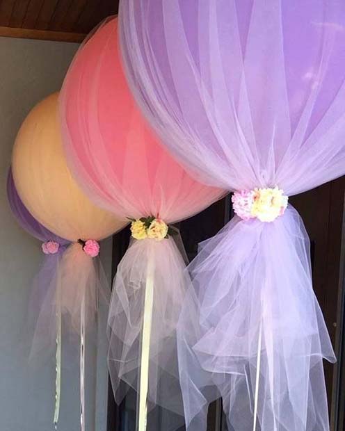 Tulle Balloons for a Bachelorette Party
