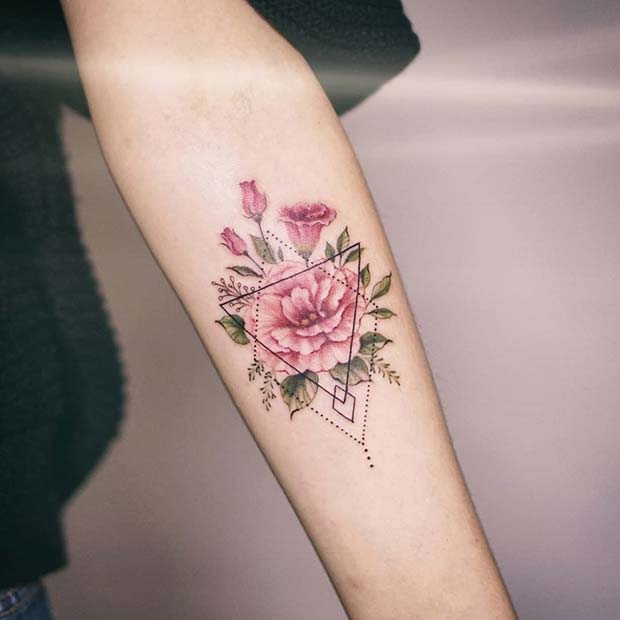 ดอกไม้ Tattoo with Geometric Pattern