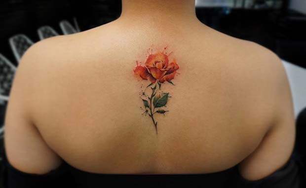प्यारा Rose Back Tattoo