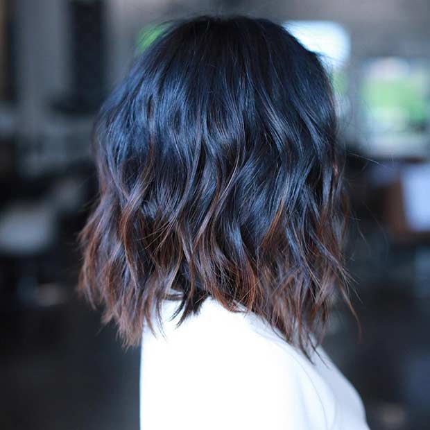 Lung Bob Haircut with Layers and Light Brown Highlights