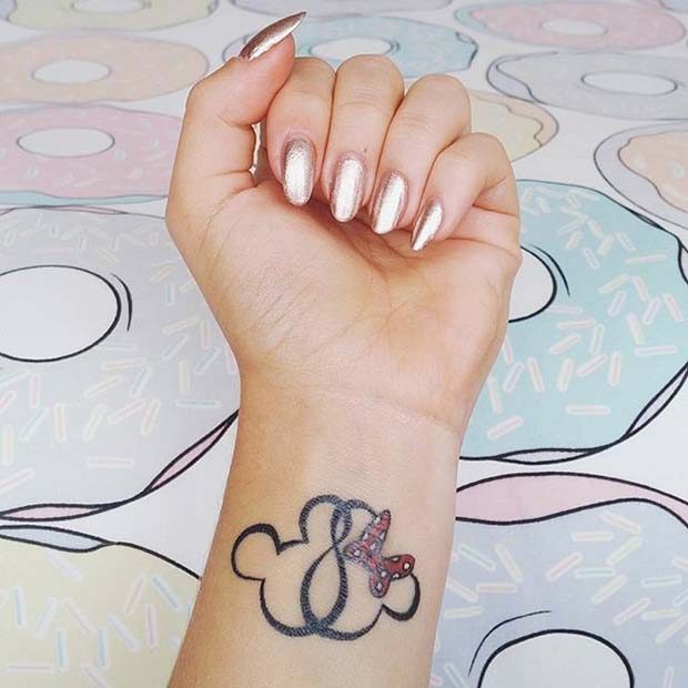 מיקי and Minnie Outline for Small Disney Tattoo Ideas