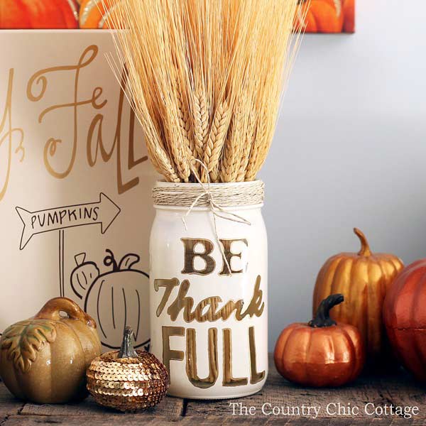 DIY Thanksgiving Mason Jar Decoration