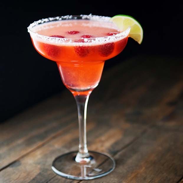 Малина Pink Cadillac Margarita Fruity Summer Cocktail for Women