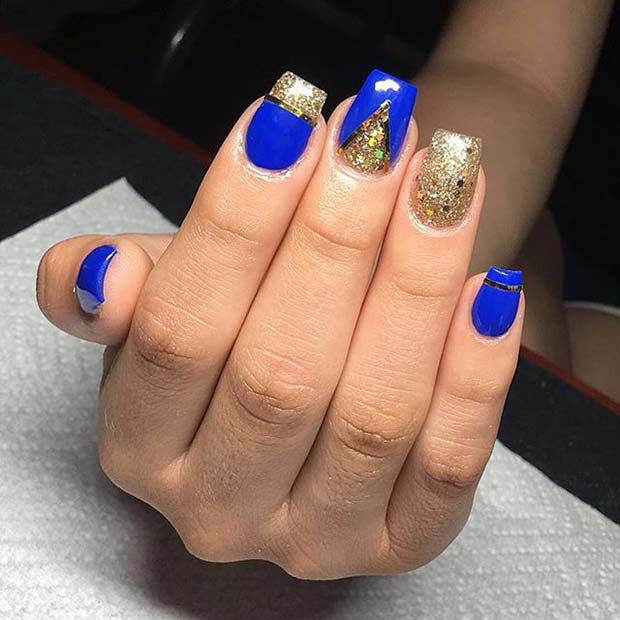 Albastru Manicure with Different Gold Glitter Designs for Glitter Nail Design Ideas