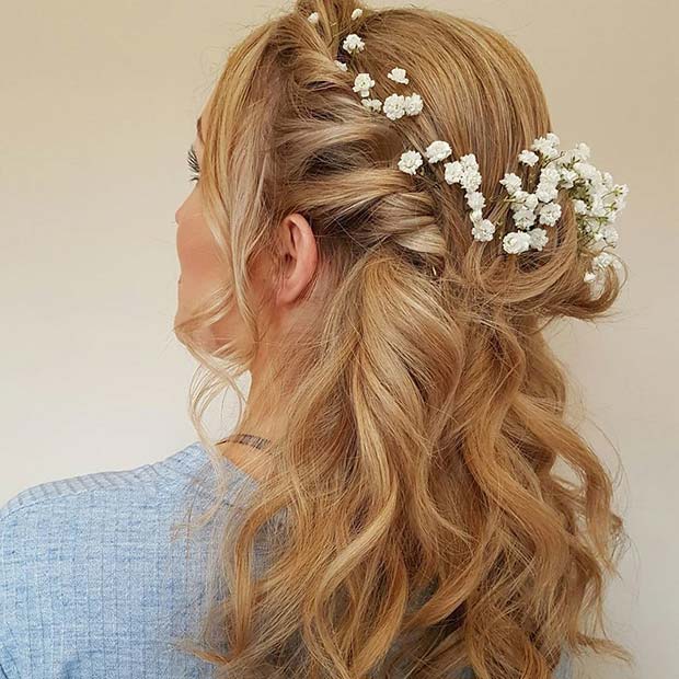 Blommig Twisted Half Up Hair with Waves Wedding Hair Idea