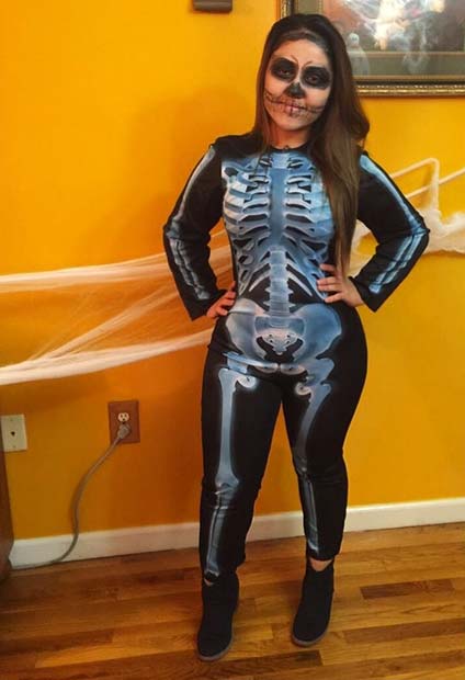 plašljiv Skeleton for Halloween Costume Ideas for Women 