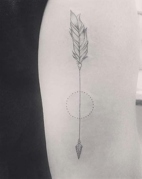 Jednostavan Arrow Tattoo Idea