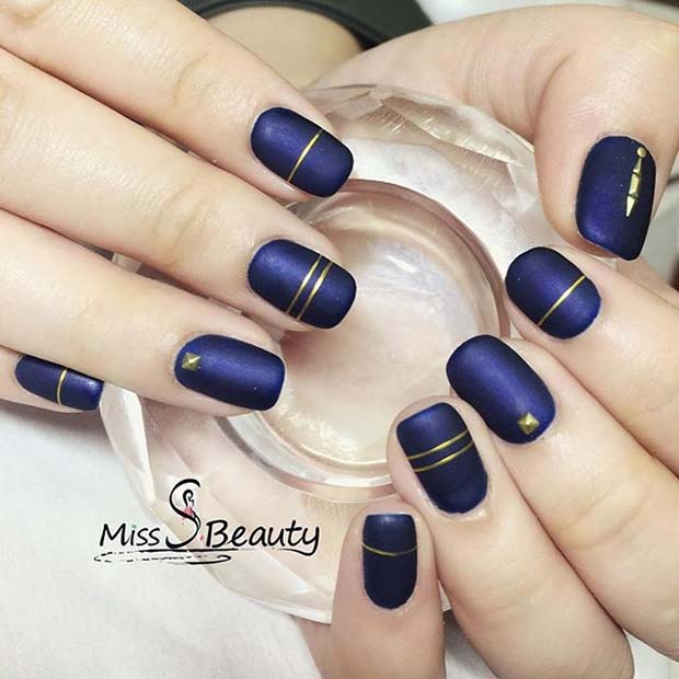 Mat Navy and Gold Nail Art for Matte Nail Designs for Fall 