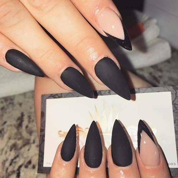 फैशनेबल Black Matte Nails for Matte Nail Designs for Fall 