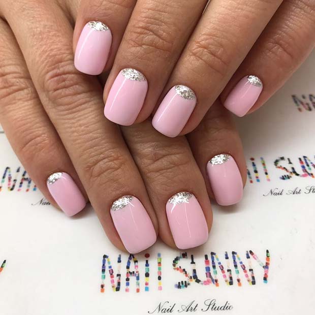 शिष्ट Pink and Glitter Nails for Simple Yet Eye-Catching Nail Designs