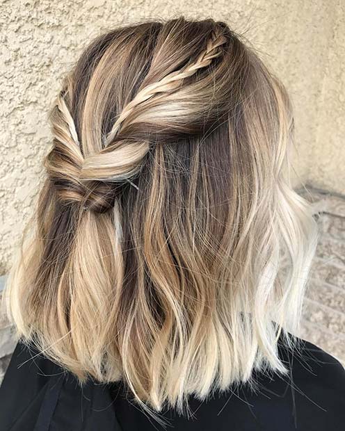 מְפוּתָל Half Updo for Medium Hair