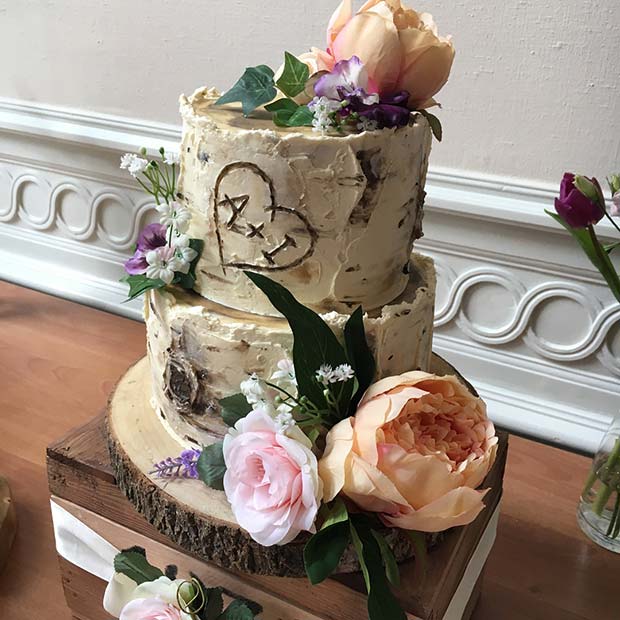 Lepo Rustic Wedding Cake