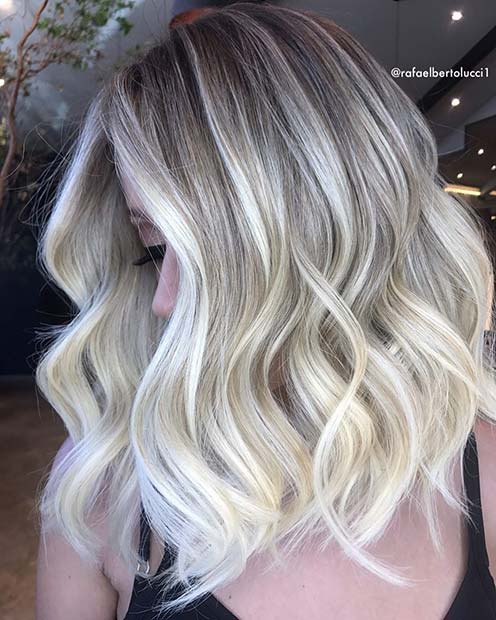 मोती के रंग का Blonde Lob for Lob Hairstyles for Fall and Winter
